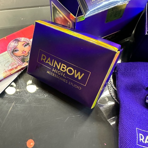 Rainbow High Mini Accessories Studio Violet Willow Crystal High Heels Doll Shoes - Picture 10 of 10